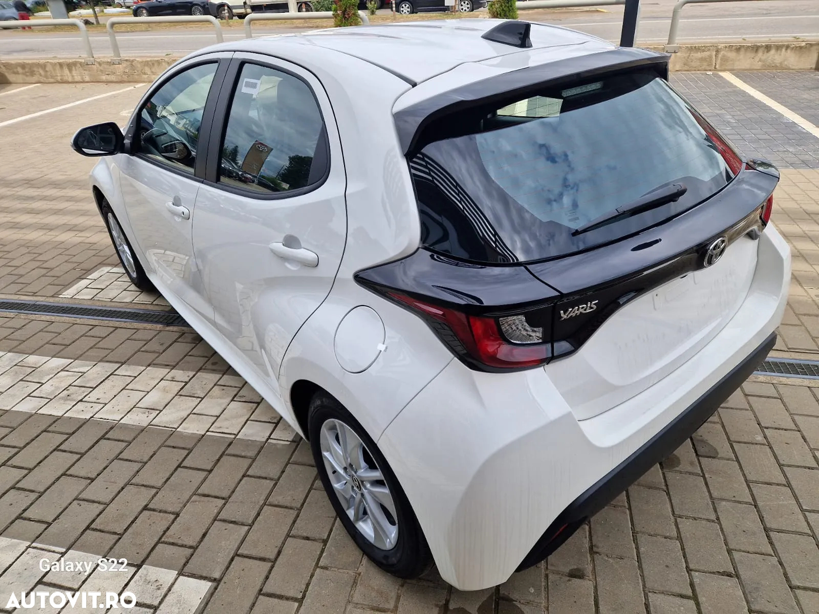 Toyota Yaris 1.5 VVT-i HSD Eco - 5