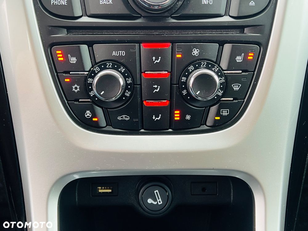 Opel Astra 1.4 Turbo Design Edition - 17