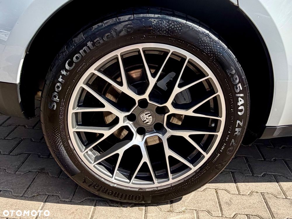 Porsche Macan - 7