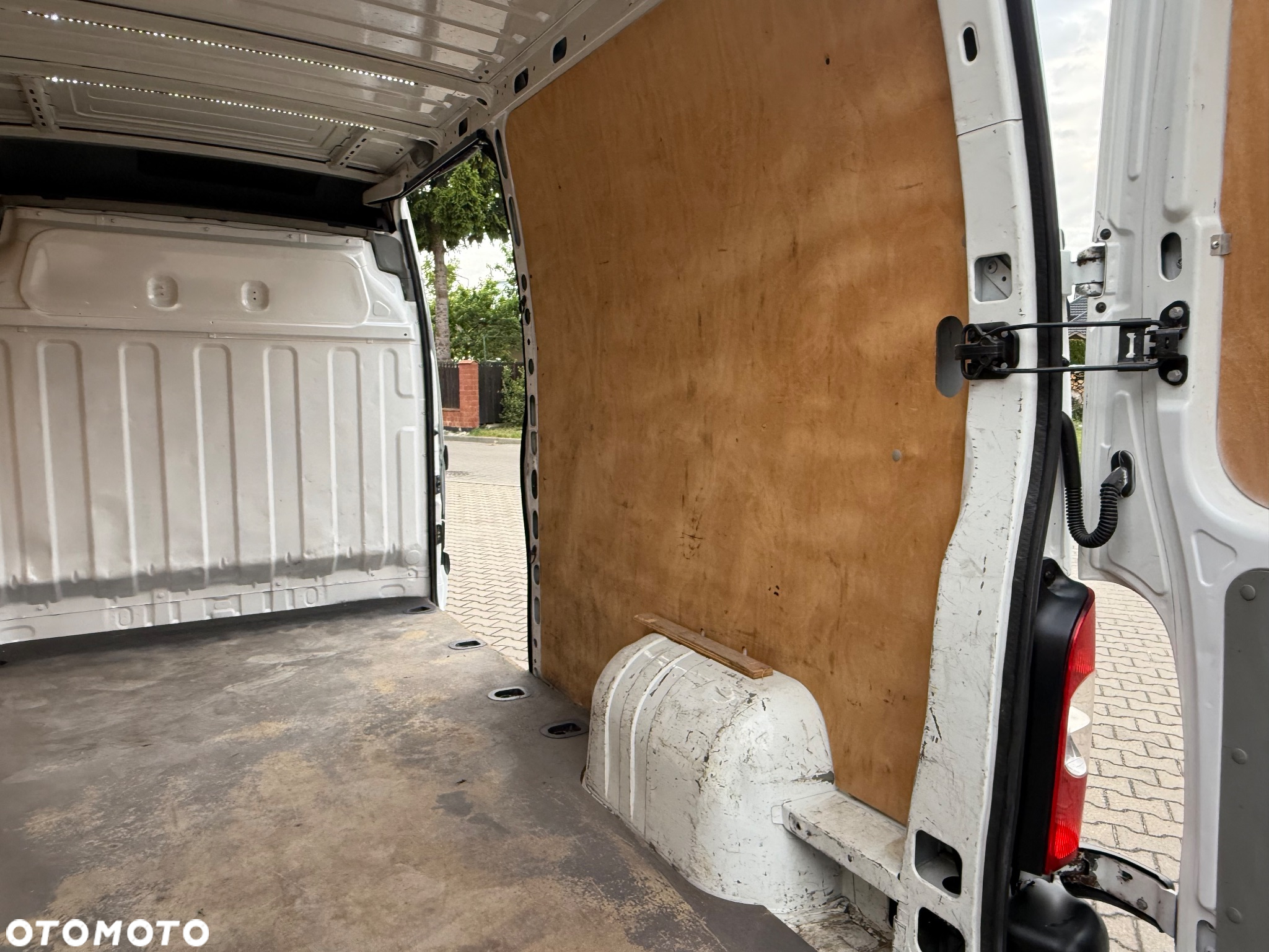 Renault MASTER 2.5 - 16