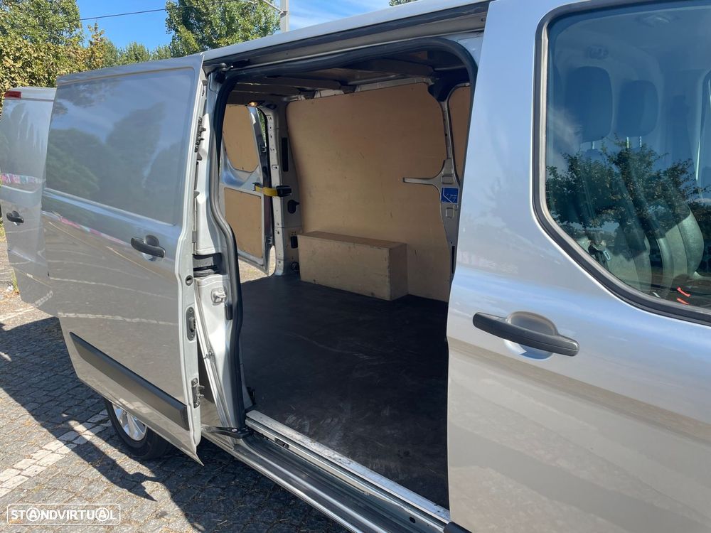 Ford Transit Custom 270L 2.0TDCi H2-Teto Alto Trend Aut. - 9