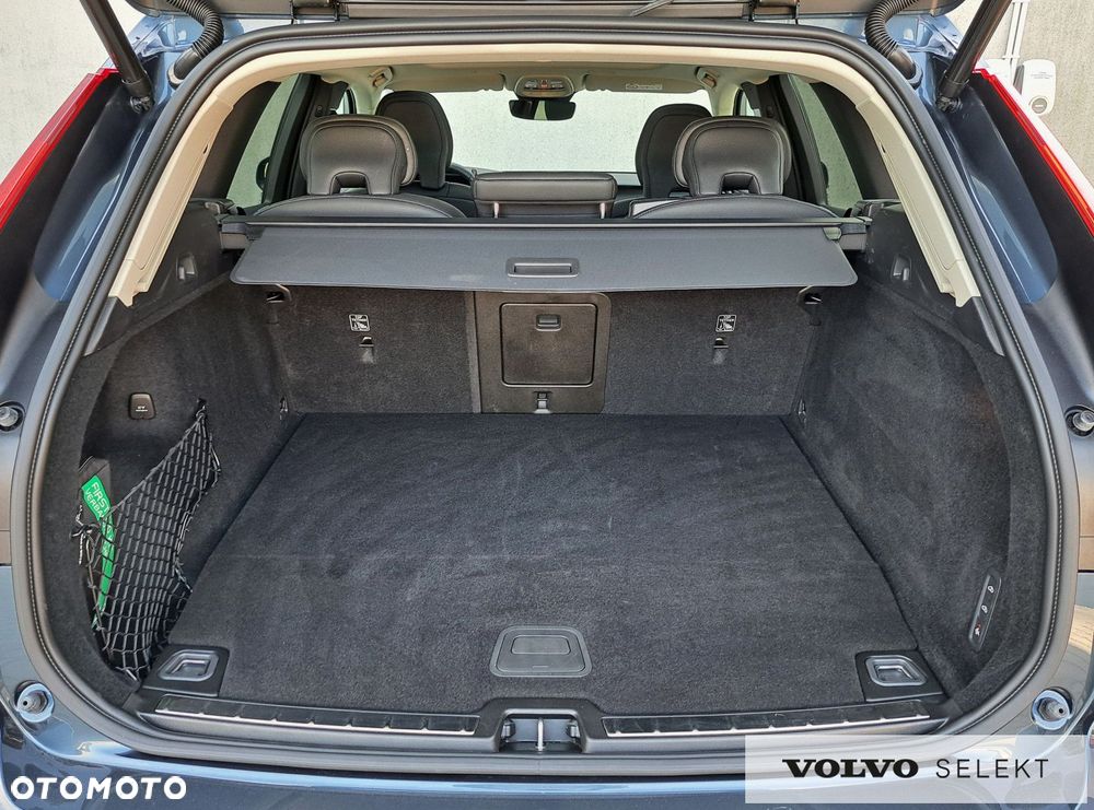 Volvo XC 60 - 32