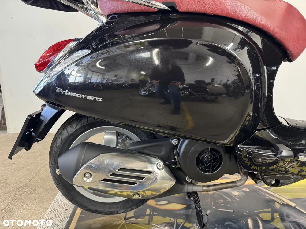 Vespa Primavera - 14