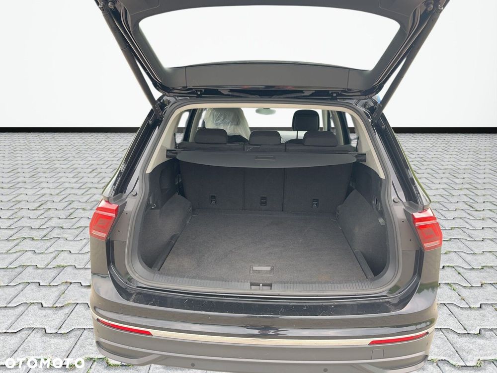 Volkswagen Tiguan Allspace - 10