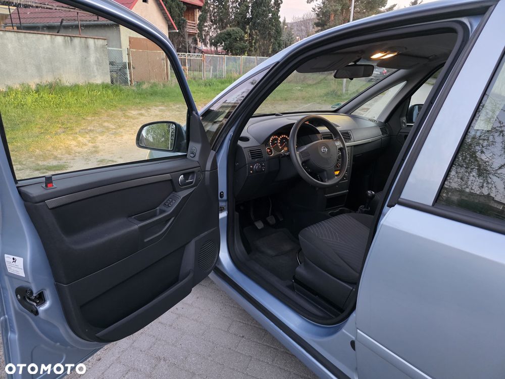 Opel Meriva 1.6 16V Cosmo - 16