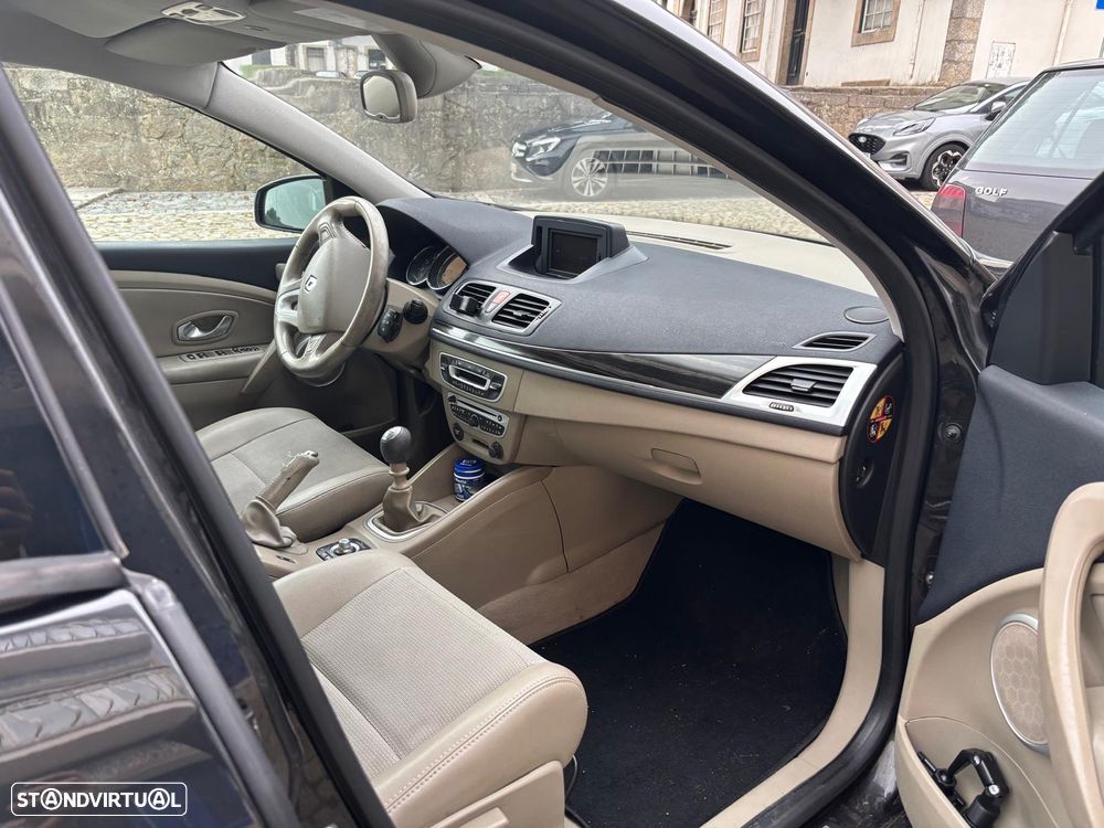 Renault Mégane Sport Tourer 1.5 dCi Dynamique - 8