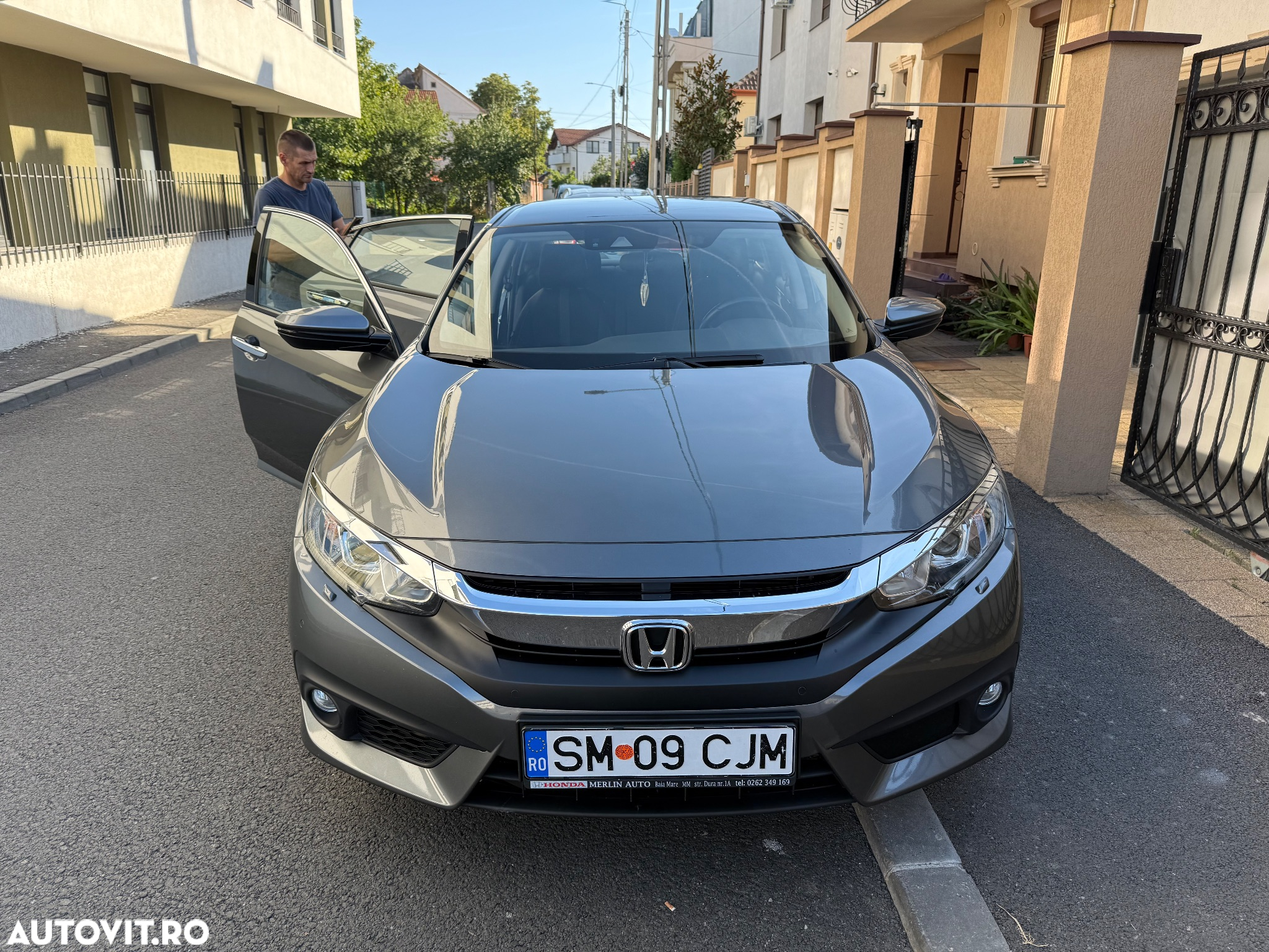 Honda Civic 1.5 VTEC Turbo Sport Plus - 10