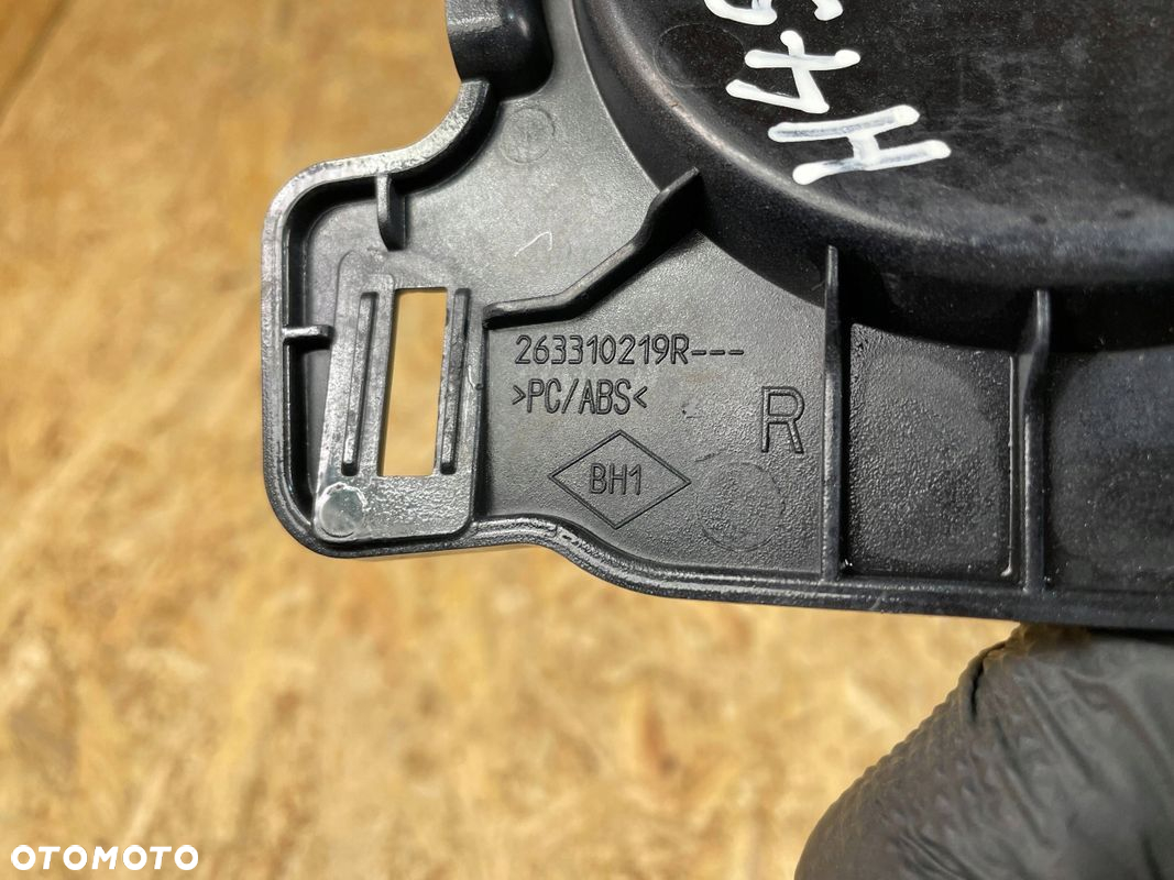 RAMKA KRATKA ZAŚLEPKA HALOGENU PRAWA PRZÓD SMART FORTWO 453 A4538801805 14- - 10
