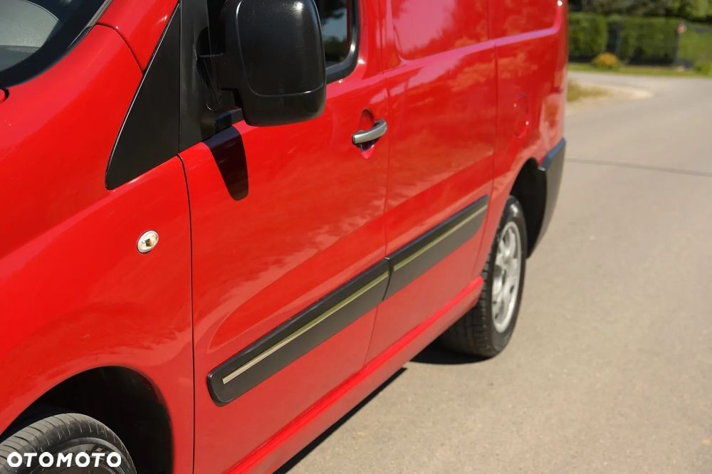 Citroën JUMPY/SCUDO/EXPERT/LONG/ 2.0 HDI / ZDROWY BEZ KOROZJI/ PODGRZEWANE FOTELE/KLIMATYZACJA/BOGATO WYPOSAZONY - 13