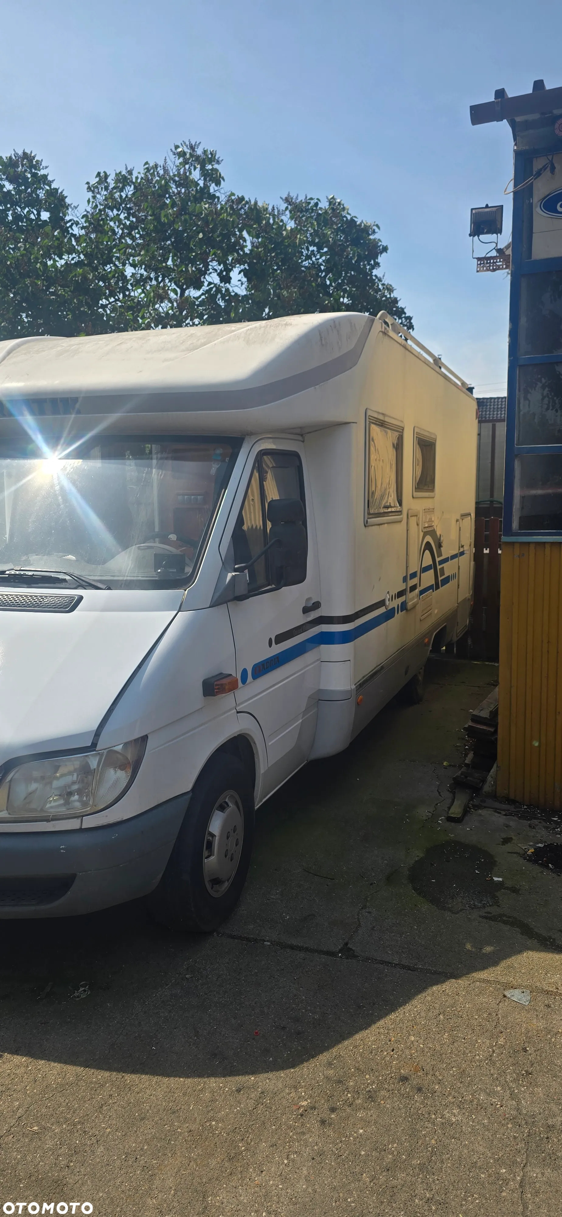 Mercedes-Benz Sprinter - 4