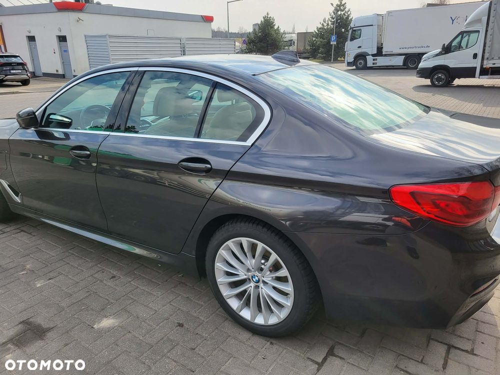 BMW Seria 5 530e iPerformance xDrive - 7