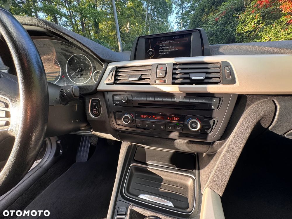 BMW Seria 3 318d - 14