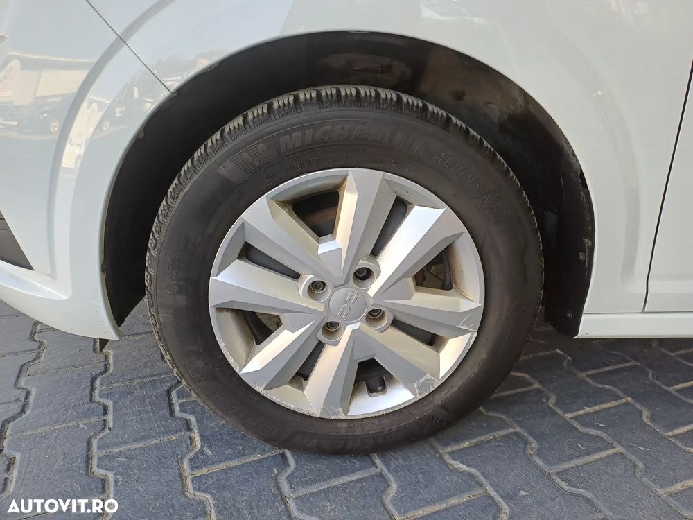 Dacia Logan TCe 90 MT6 Prestige - 5