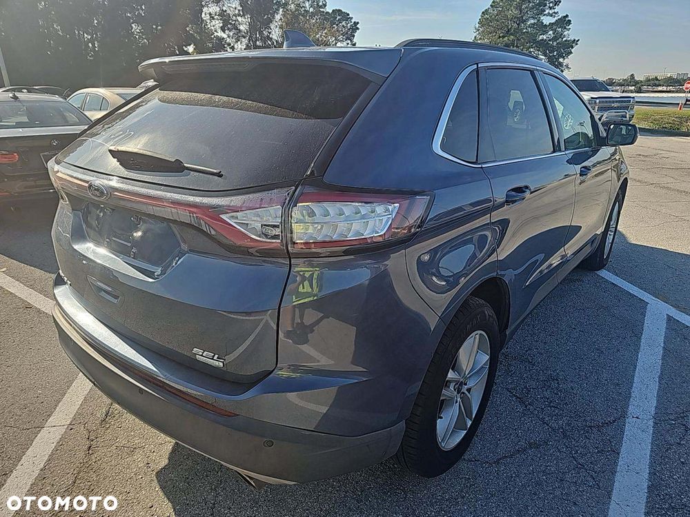 Ford Edge - 2