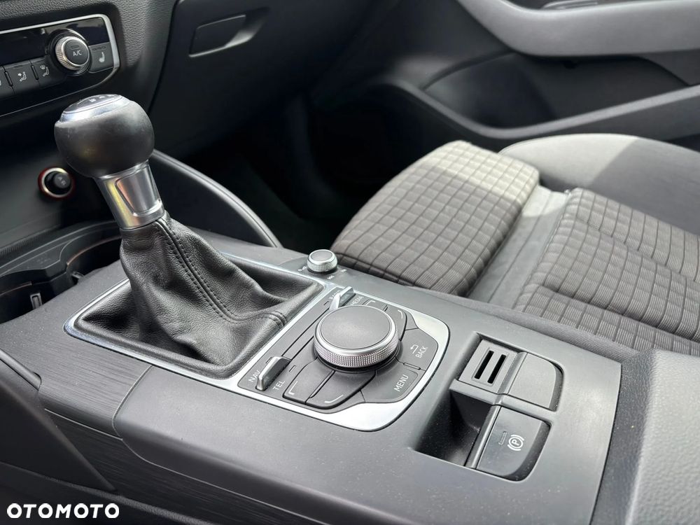 Audi A3 Sportback 2.0 TDI (clean diesel) Ambition - 17