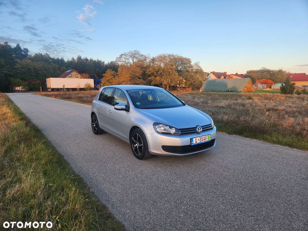 Volkswagen Golf - 17