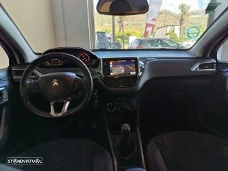 Peugeot 2008 1.2 PureTech Style - 16