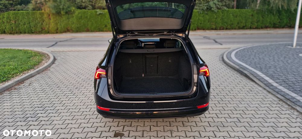 Skoda Octavia 1.5 TSI e-Tec Ambition DSG - 38