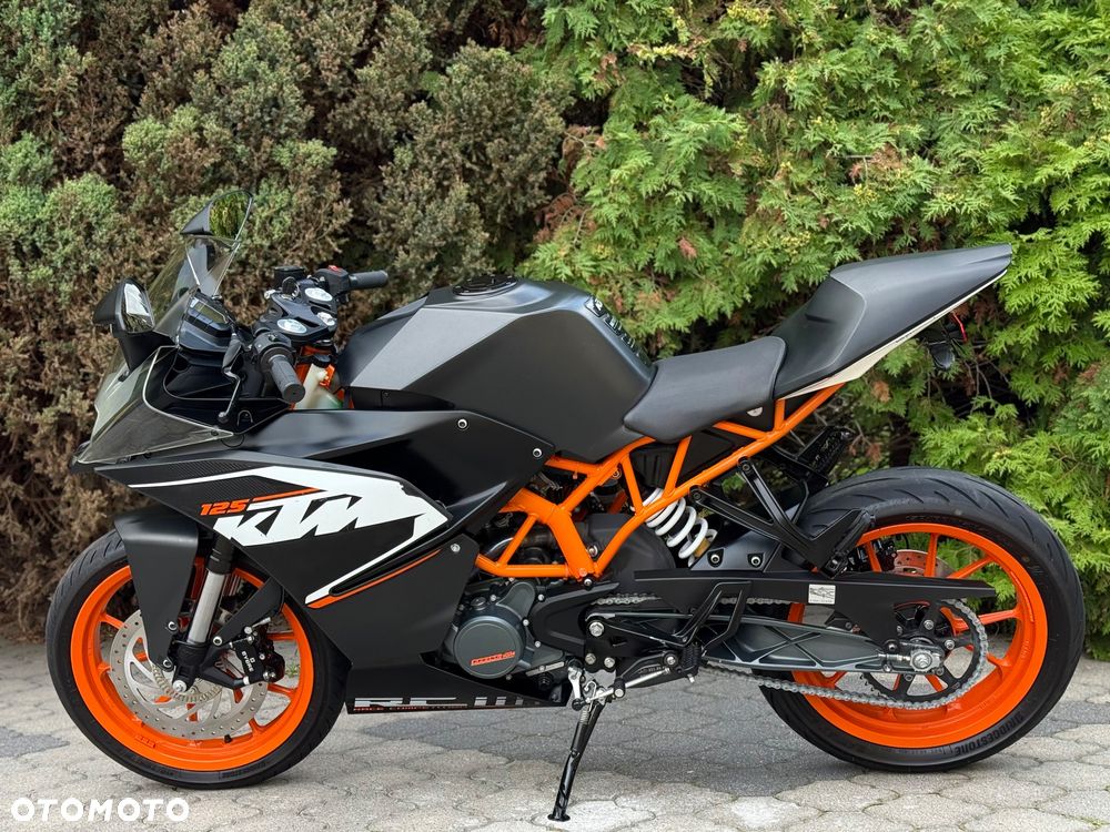 KTM RC 125 - 6