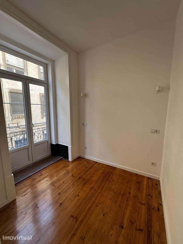 Apartment in Rua dos Correeiros, Lisboa for 74 m² with 2 bedrooms - Grande imagem: 5/26