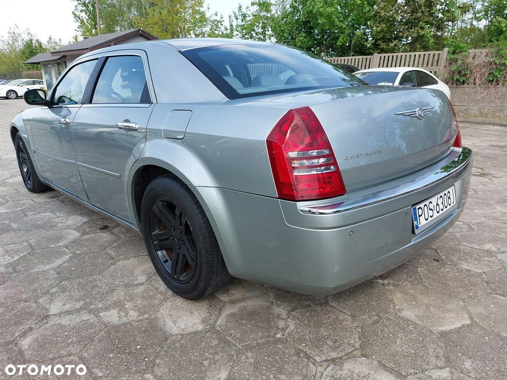Chrysler 300C - 8