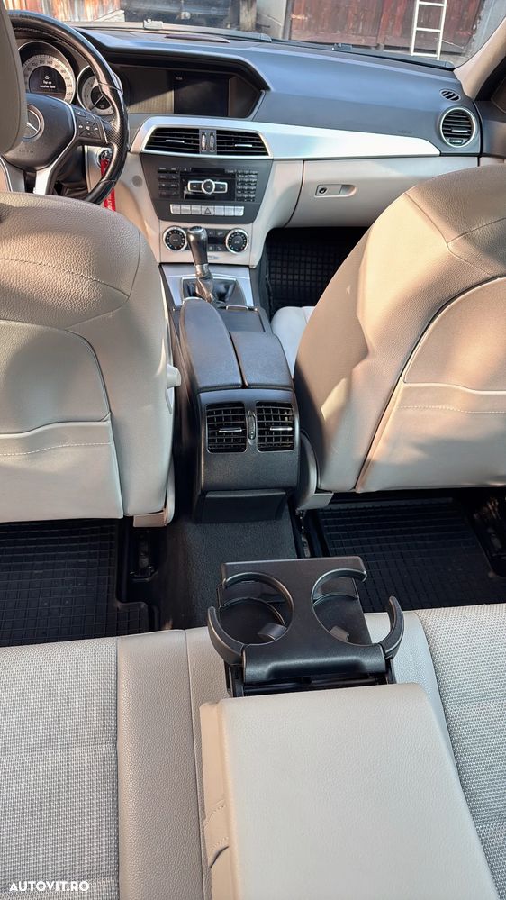 Mercedes-Benz C 200 CDI BlueEFFICIENCY - 11
