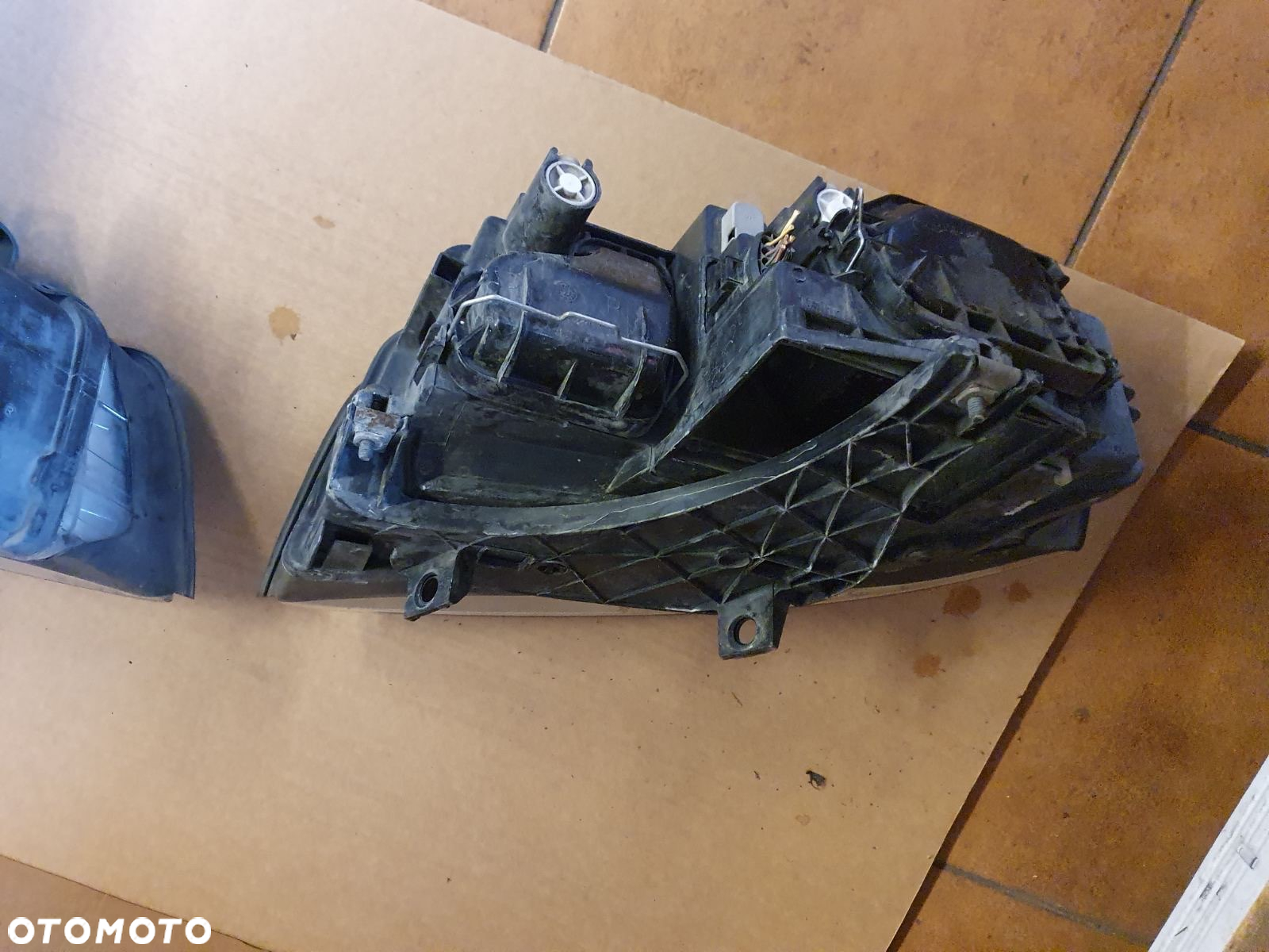 REFLEKTOR L/P AUDI A4 B6 EUROPA - 10