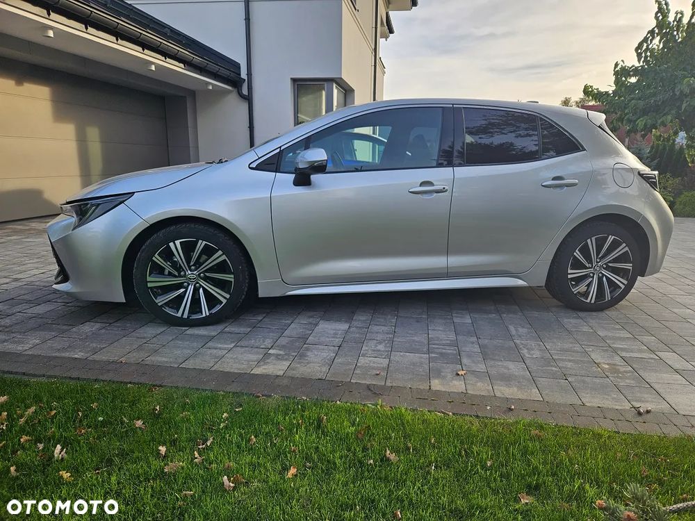 Toyota Corolla - 3