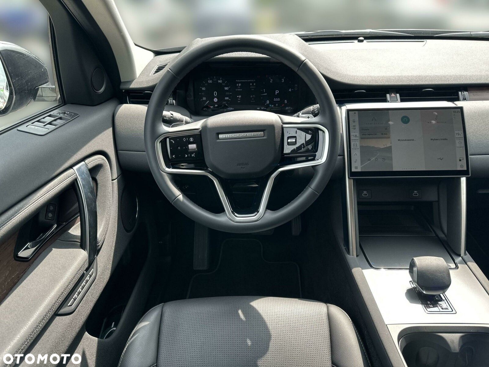 Land Rover Discovery Sport - 15