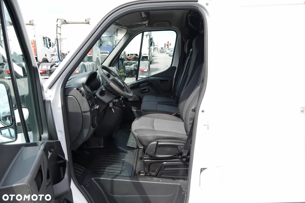 Renault MASTER / PODNOŚNIK KOSZOWY – 10,5 metra / BLASZAK + WZWYŻKA / SPROWADZONY / PO KONTRAKCIE SERWISOWYM - 26