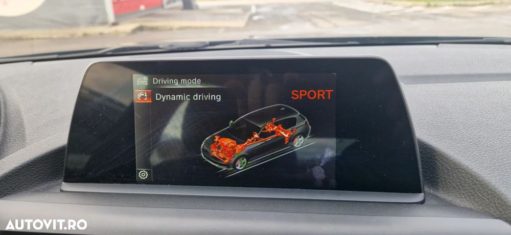 BMW Seria 1 125d Aut. Sport Line - 32