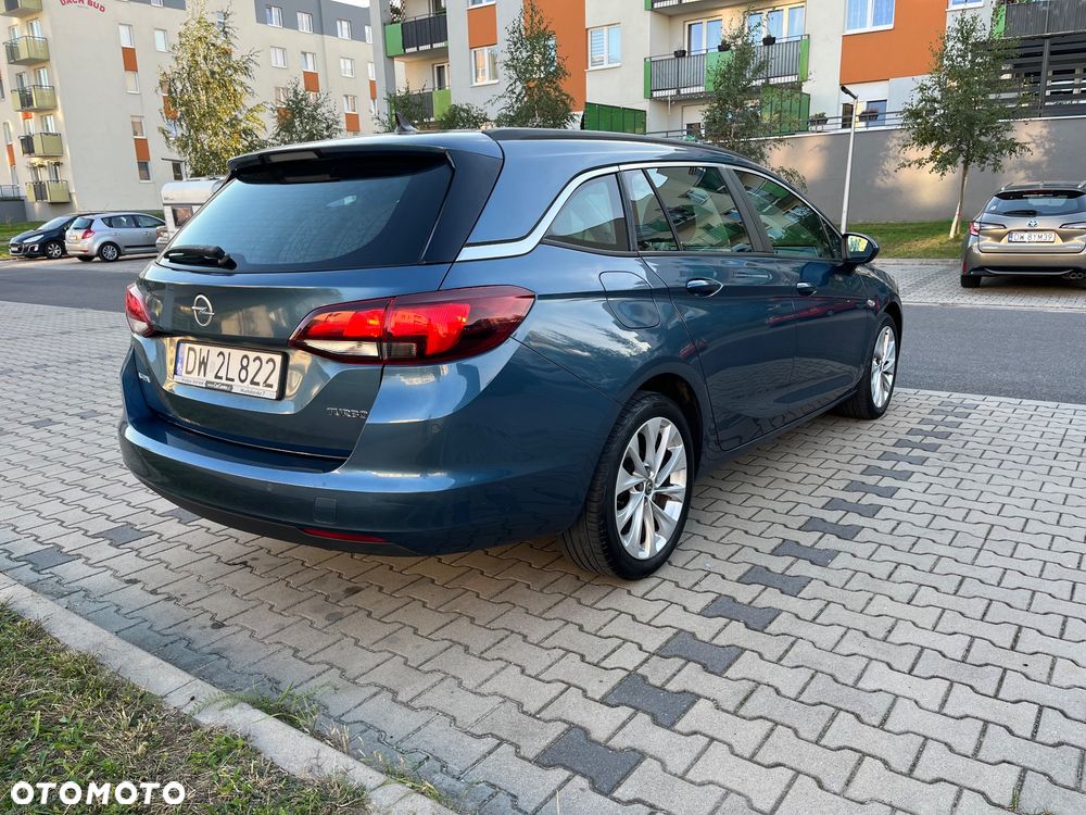 Opel Astra 1.4 T Dynamic - 4