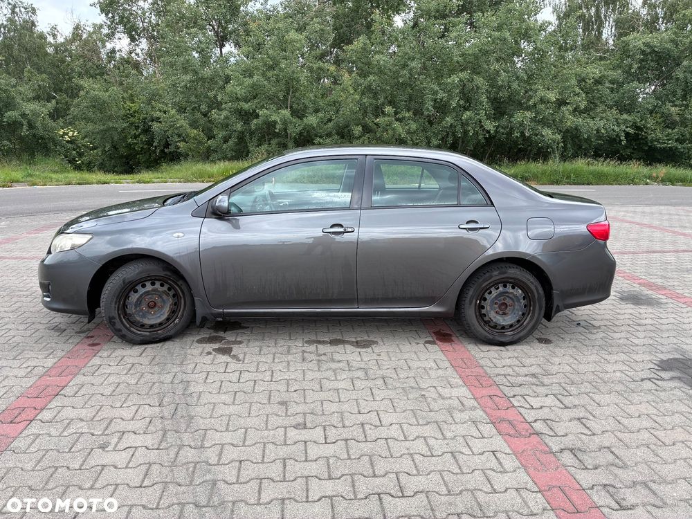 Toyota Corolla 1.6 VVT-i Terra - 2