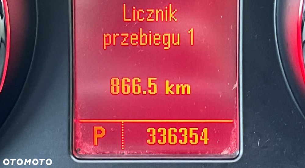 Opel Insignia 2.0 CDTI - 11