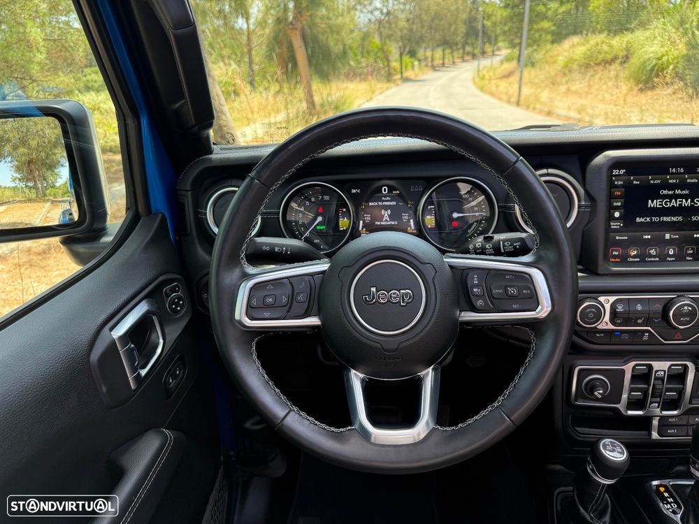 Jeep Wrangler Unlimited 2.0 4xe Plug-In Hybrid Softtop Sahara - 25