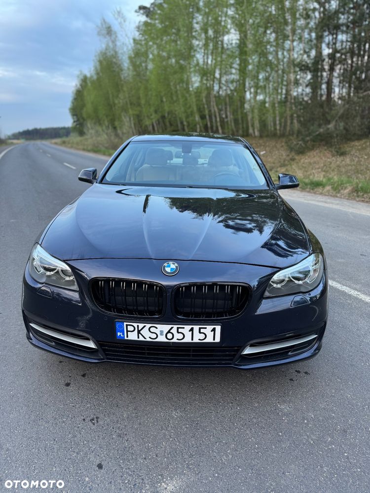 BMW Seria 5 528i xDrive - 2
