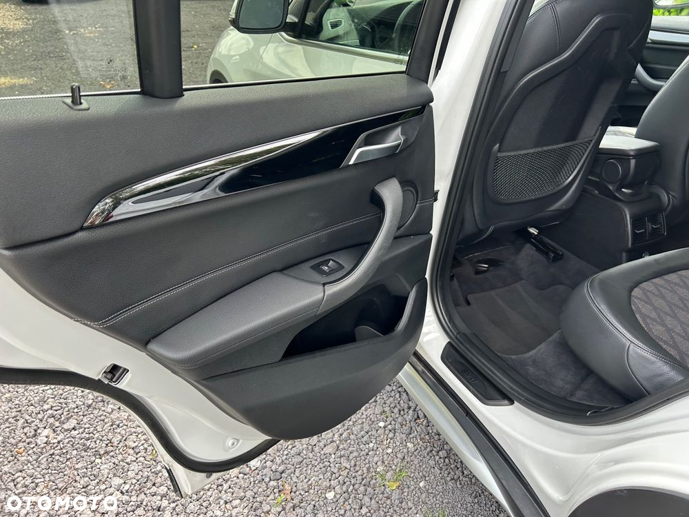 BMW X1 sDrive18d - 6
