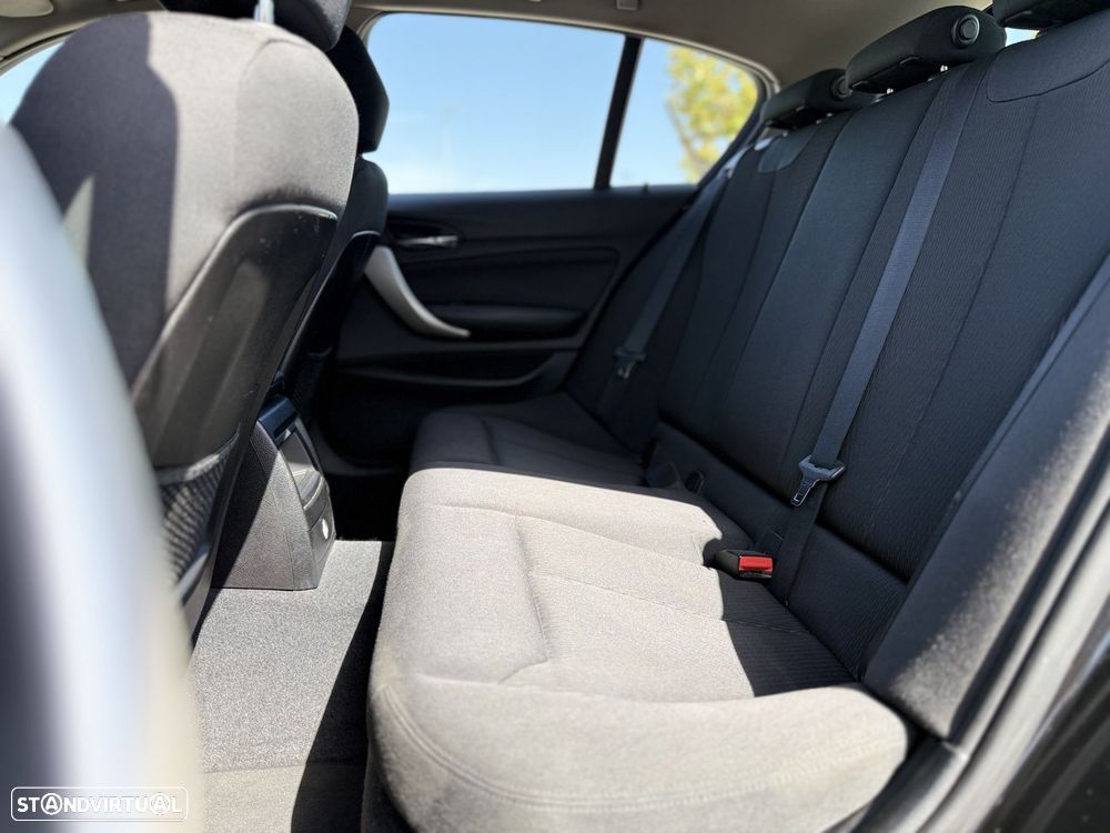 BMW 116 d Aut. Sport Line - 10