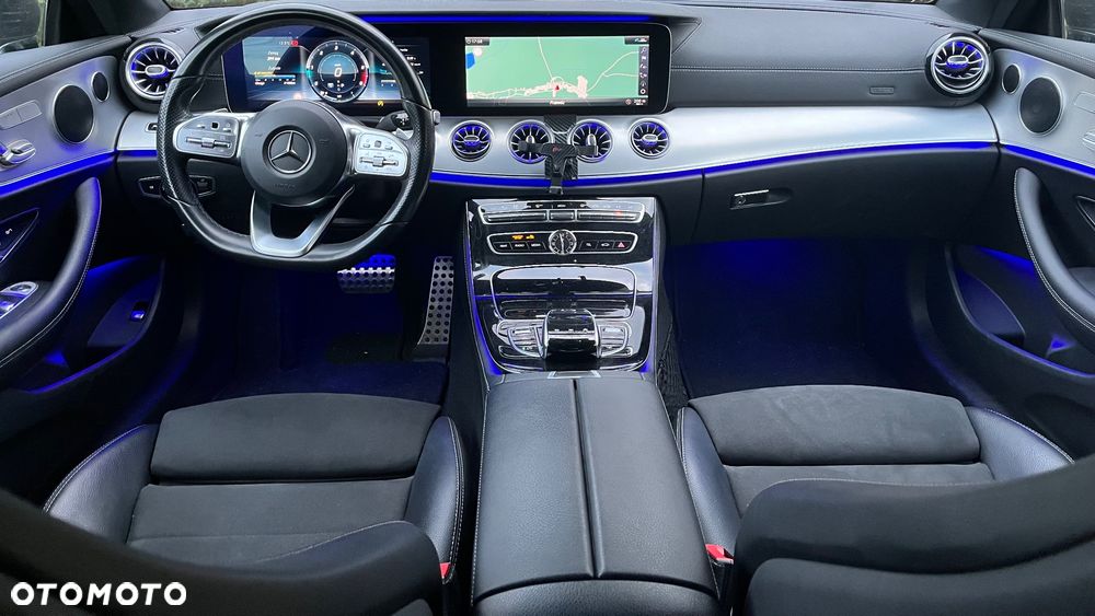 Mercedes-Benz Klasa E 300 d 9G-TRONIC - 16