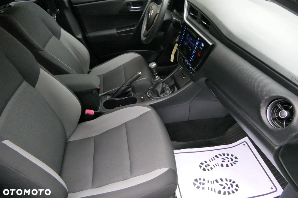 Toyota Auris 1.33 VVT-i Active - 21
