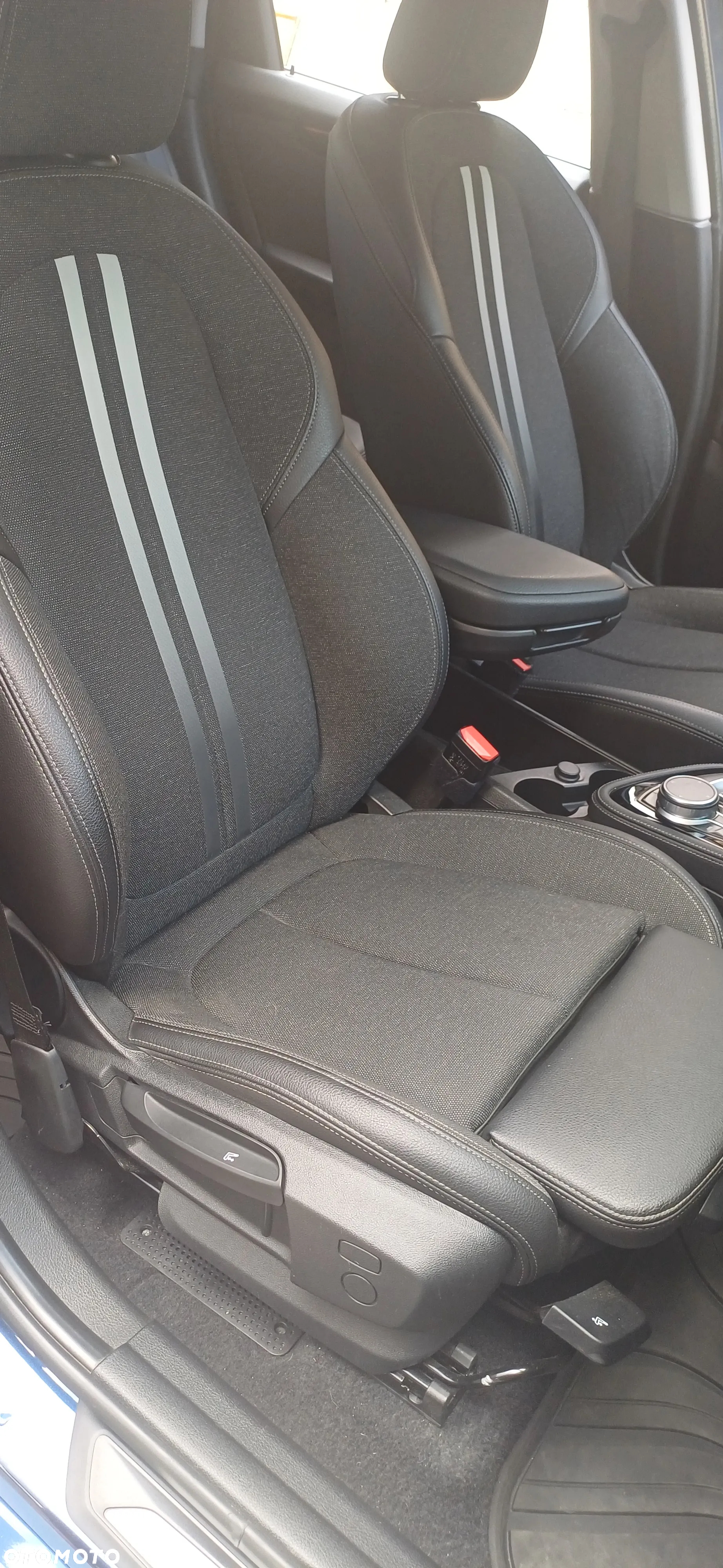 BMW Seria 2 218i Active Tourer - 12
