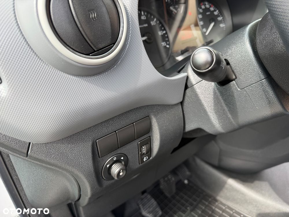 Citroën Berlingo 1.6 HDI Style - 10
