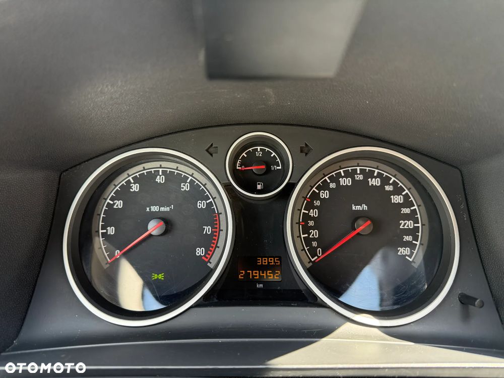 Opel Zafira 1.8 Essentia - 10