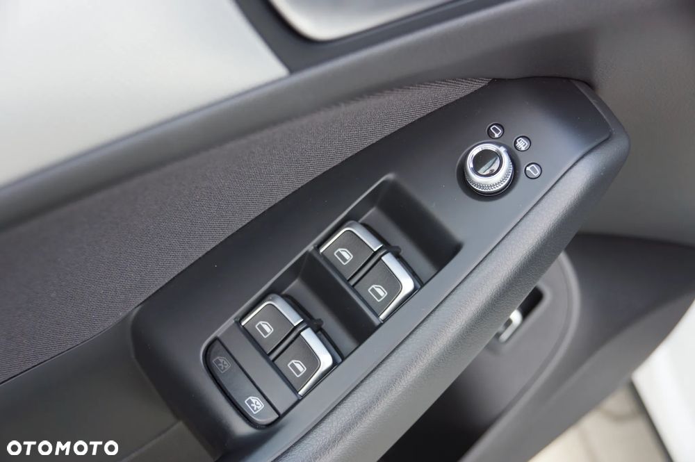 Audi Q5 2.0 TDI Quattro (clean diesel) S tronic - 23