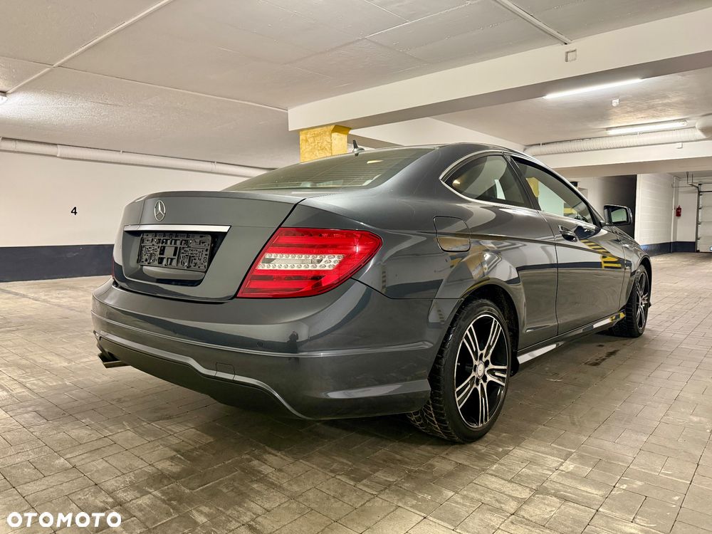 Mercedes-Benz Klasa C 180 Edition - 5