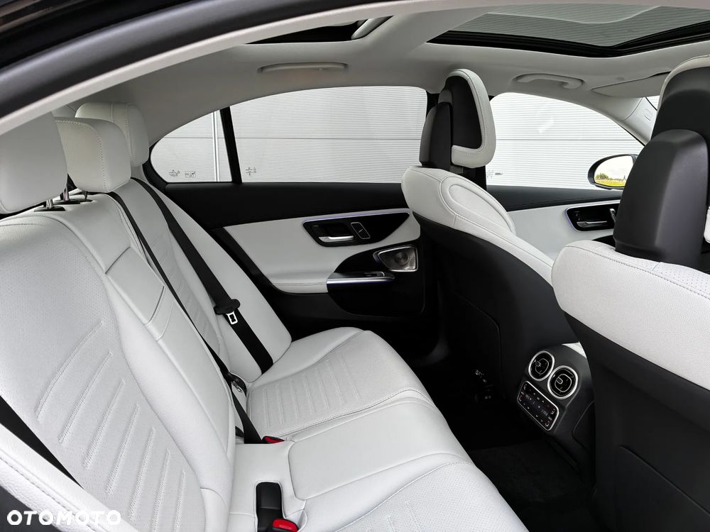 Mercedes-Benz Klasa C 180 mHEV Business Edition - 7