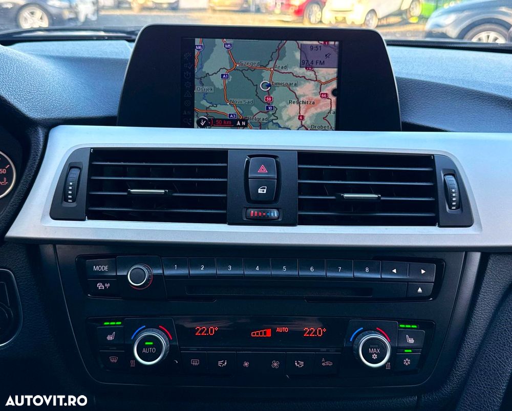 BMW Seria 3 318d Aut. - 6