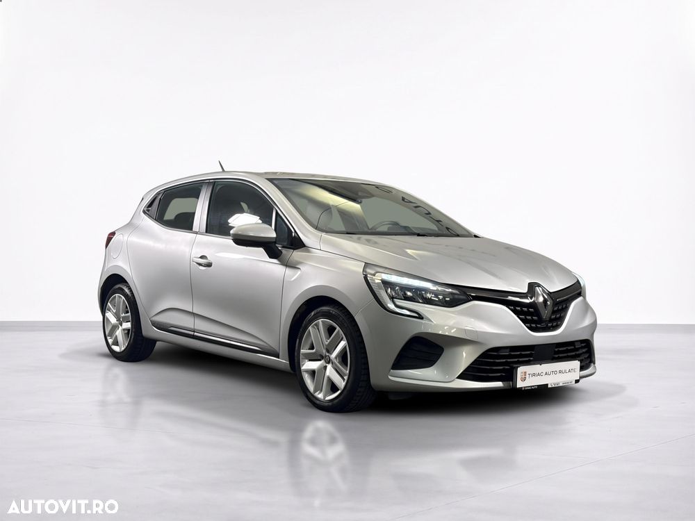 Renault Clio - 8