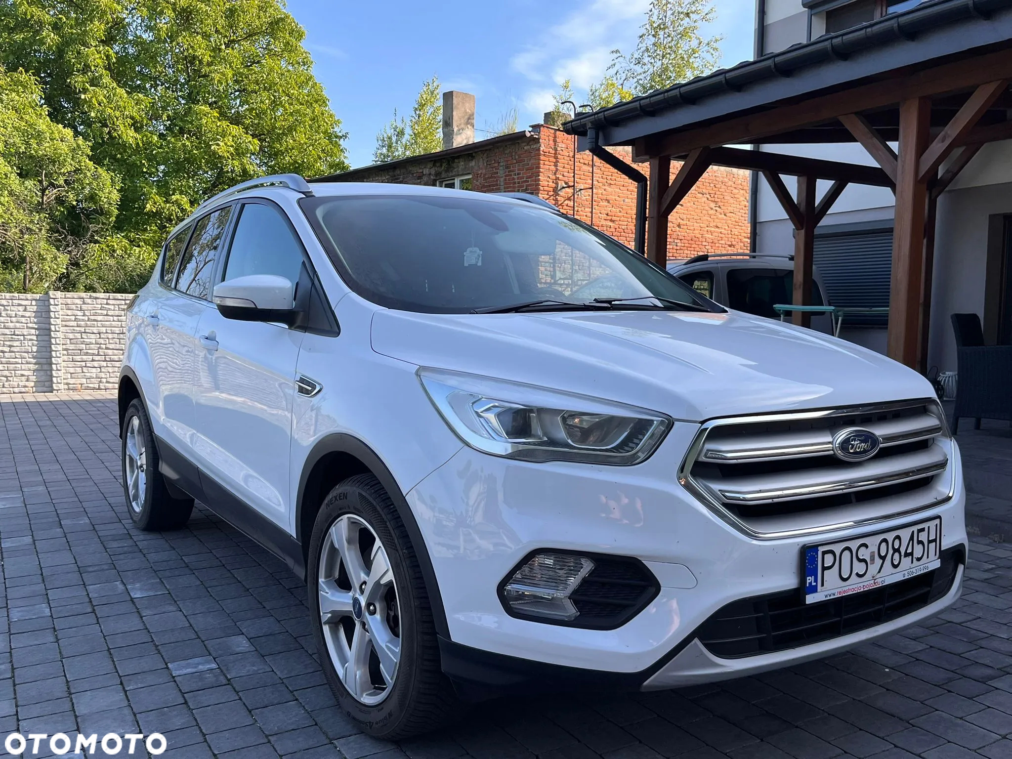 Ford Kuga 2.0 TDCi 2x4 Titanium - 6