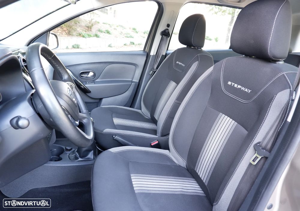 Dacia Sandero 1.5 dCi Stepway - 6